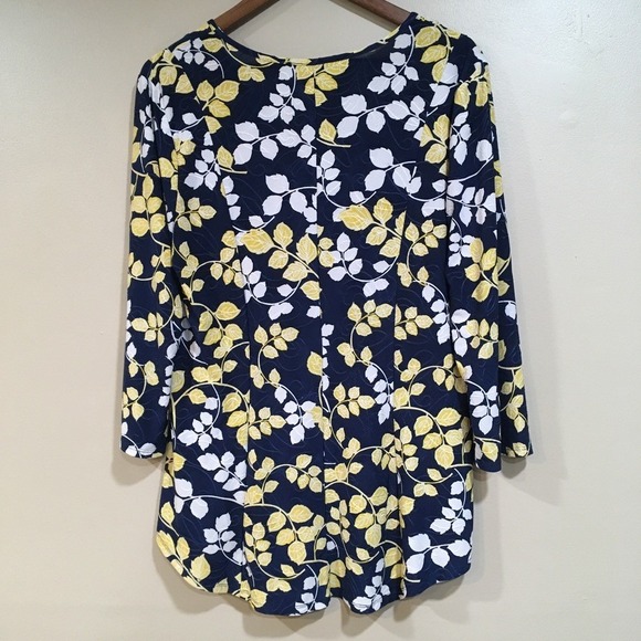 Sami & Jo Dark Floral Pleated Tunic Top Women L Navy Yellow Casual Mature Office - Picture 7 of 11